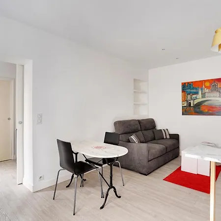 Saint Lazare Saint Augustin Apartment